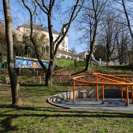 Bright 1Br Apartment, City Center - 5 Min Walk Dt